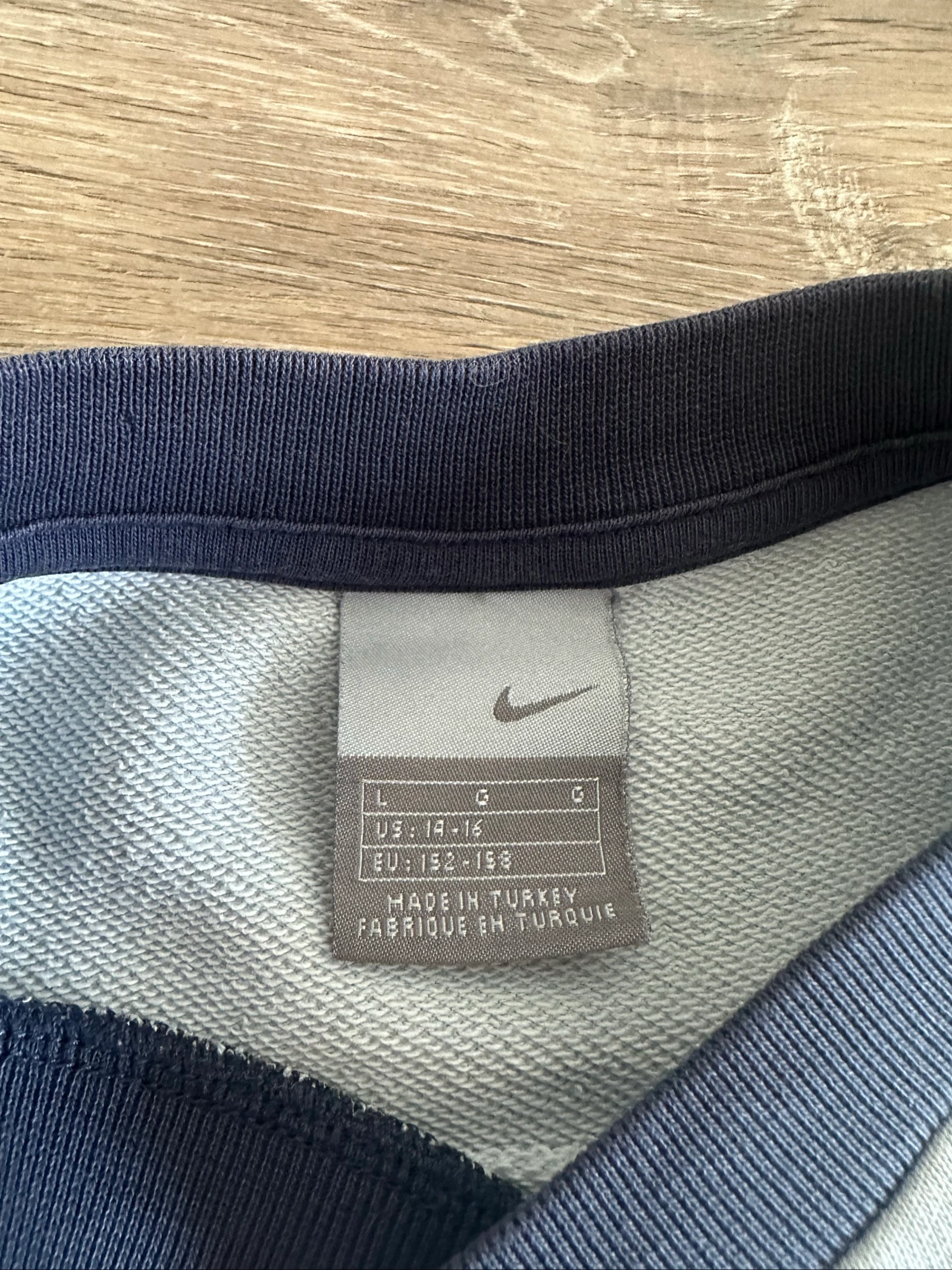 Sweat Nike Vintage bicolore bleu marine et ciel – photo 5